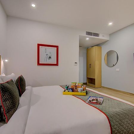 Townhouse Global Wings Hotels Near Sri Amruth Chithra Mandira Bangalore Eksteriør billede