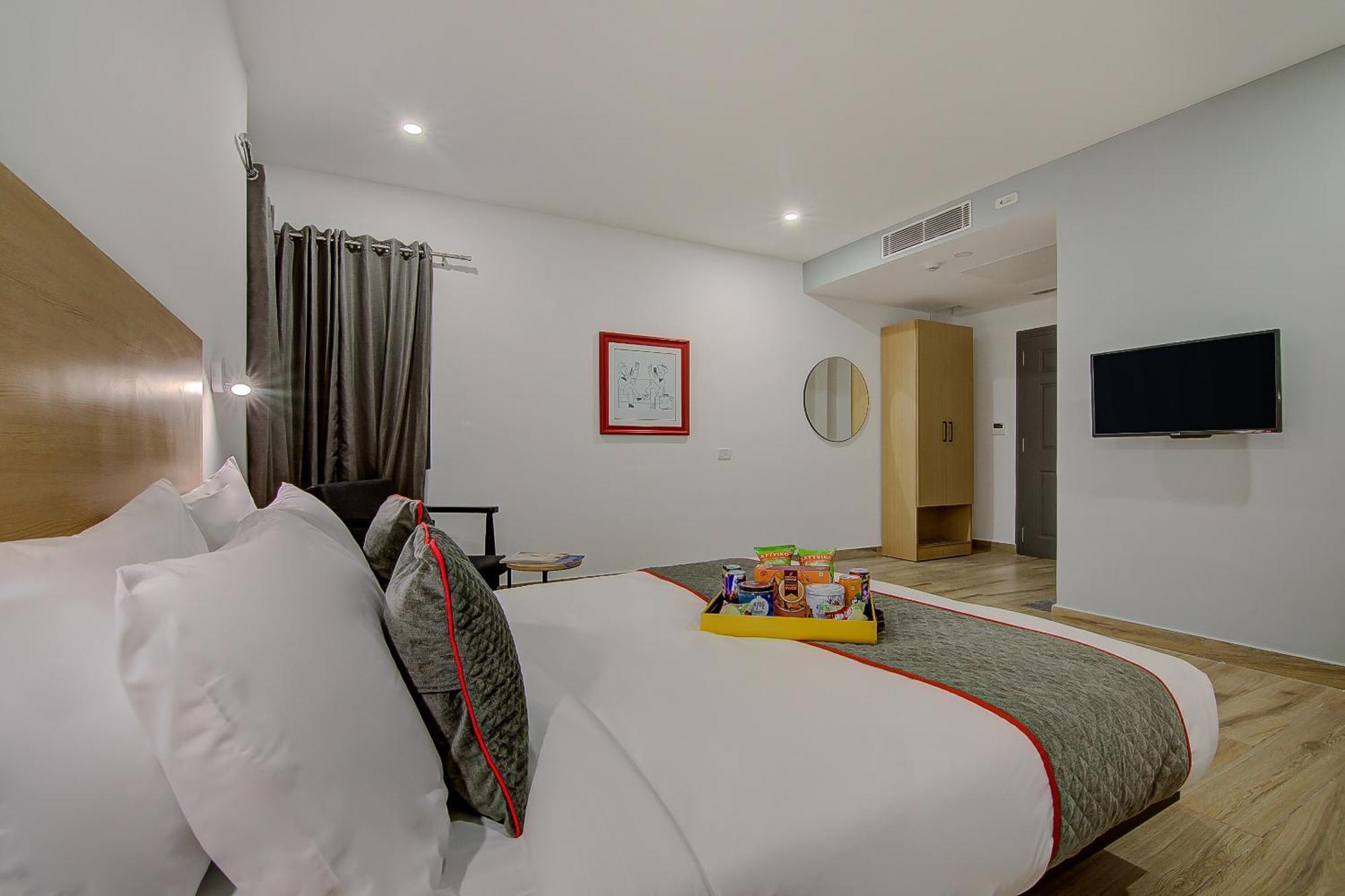 Townhouse Global Wings Hotels Near Sri Amruth Chithra Mandira Bangalore Eksteriør billede